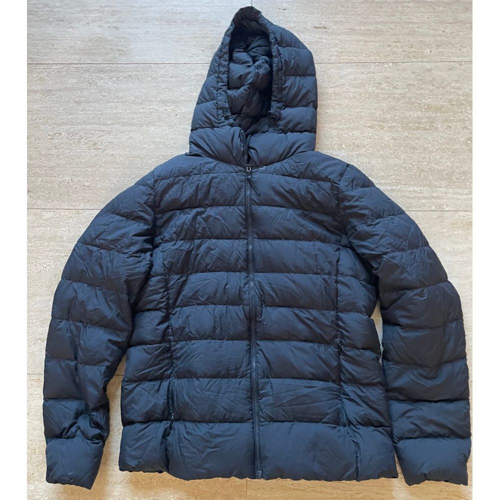 Uniqlo Warm Black Puffer Jacket Hooded Winter Coat Quilted Outerwear M